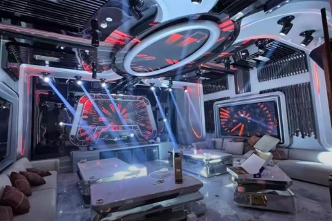 中卫高端娱乐夜场招聘，工作稳定且提供高档别墅住宿