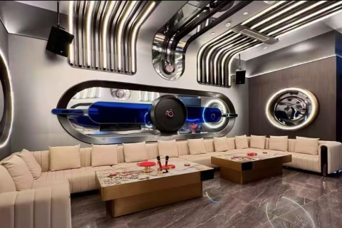 中卫高端会所招聘女性礼宾员 日薪1600起专车接送